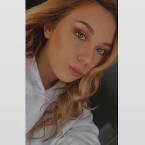 Meet your Posher, Mackenzie